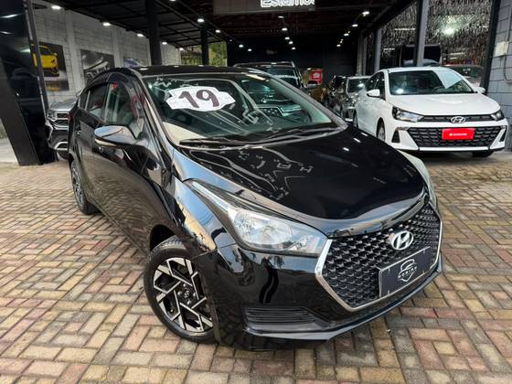 HYUNDAI HB20S 1.6 COMFORT PLUS 16V FLEX 4P MANUAL HYUNDAI HB20S 1.6 COMFORT PLUS 16V FLEX 4P MANUAL